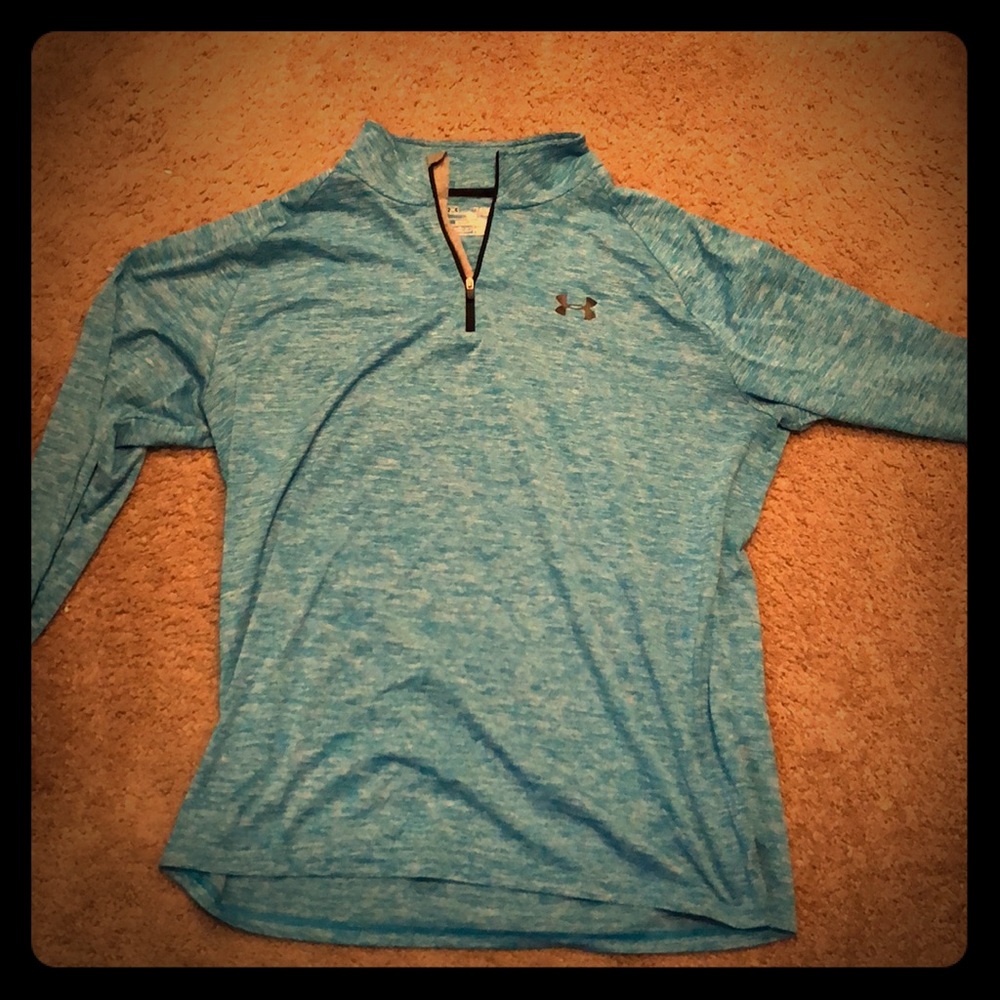 Too small for hubby . Fitted base layer :)